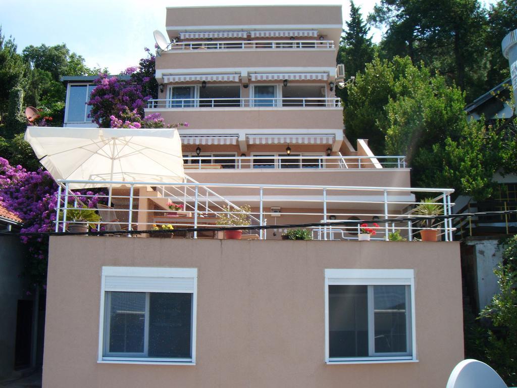 Apartments Bombona Utjeha Dış mekan fotoğraf