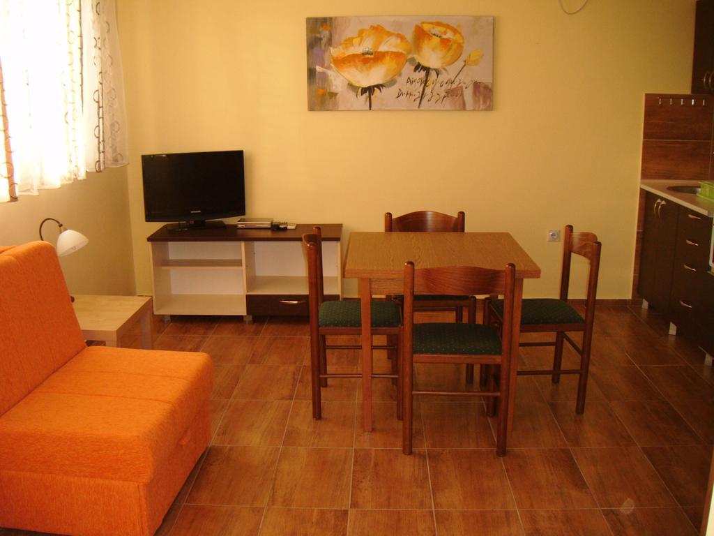 Apartments Bombona Utjeha Oda fotoğraf